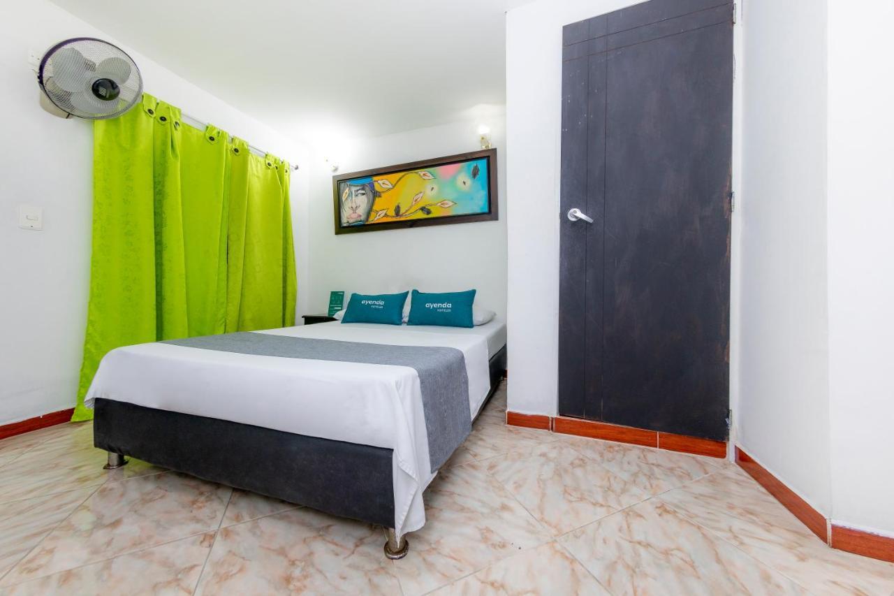 Ayenda Florida Nueva Hotel Medellin Exterior photo